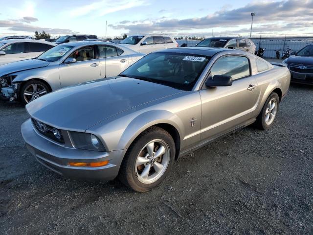 1ZVHT80N085140324 - 2008 FORD MUSTANG SILVER photo 1