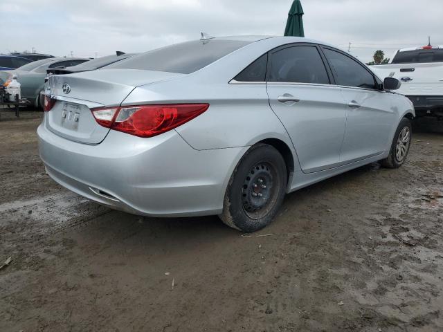 5NPEB4AC9DH568496 - 2013 HYUNDAI SONATA GLS SILVER photo 3