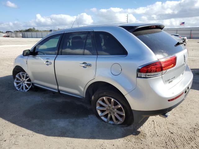 2LMDJ6JK2FBL24804 - 2015 LINCOLN MKX SILVER photo 2