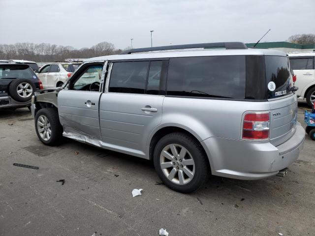 2FMDK51C19BA45733 - 2009 FORD FLEX SE SILVER photo 2