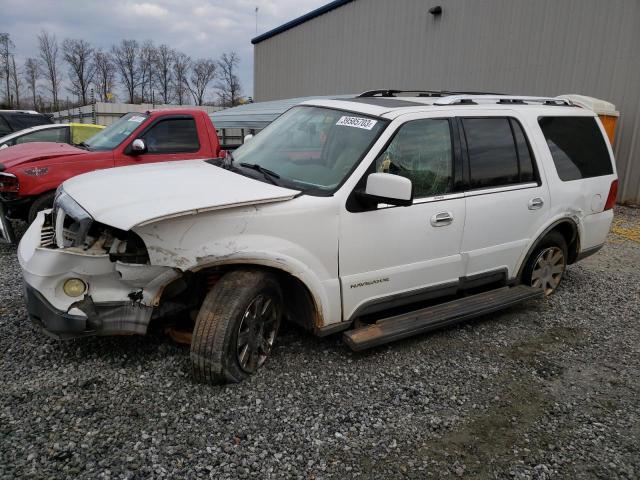 5LMFU28R74LJ09761 - 2004 LINCOLN NAVIGATOR 白色 照片 1