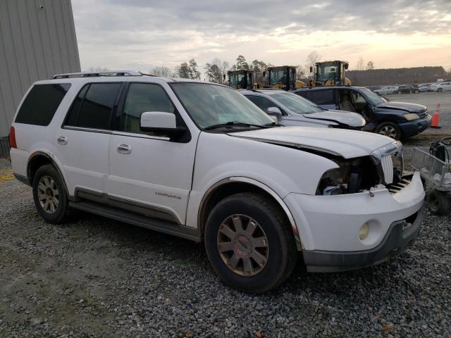 5LMFU28R74LJ09761 - 2004 LINCOLN NAVIGATOR 白色 照片 4