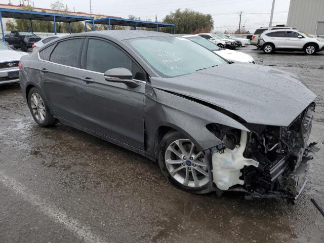 3FA6P0H74GR356653 - 2016 FORD FUSION SE SILVER photo 4