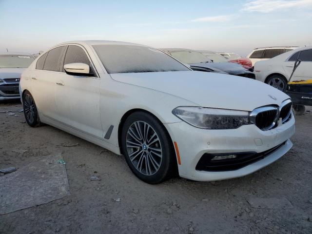 WBAJE7C57JWC57757 - 2018 BMW 540 XI WHITE photo 4