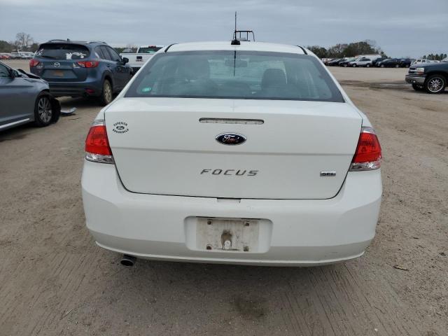 1FAHP3HN6AW280091 - 2010 FORD FOCUS SEL WHITE photo 6