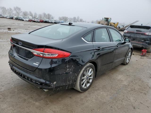 3FA6P0HDXHR364487 - 2017 FORD FUSION SE BLACK photo 3