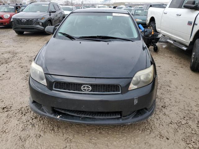 JTKDE167050009438 - 2005 TOYOTA SCION TC BLACK photo 5