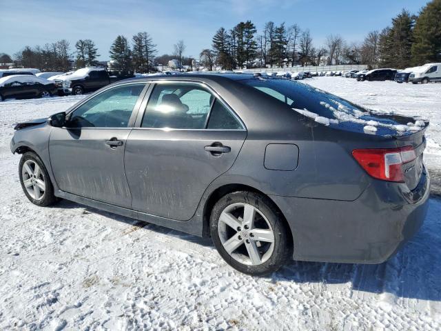 4T1BF1FK5CU144741 - 2012 TOYOTA CAMRY BASE GRAY photo 2