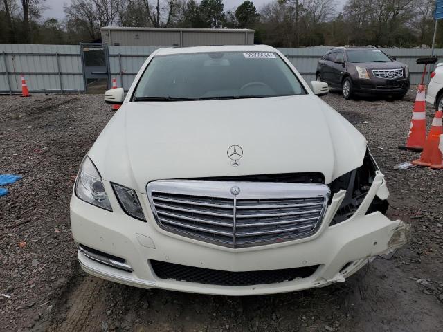 WDDHF5KB0CA652179 - 2012 MERCEDES-BENZ E 350 WHITE photo 5