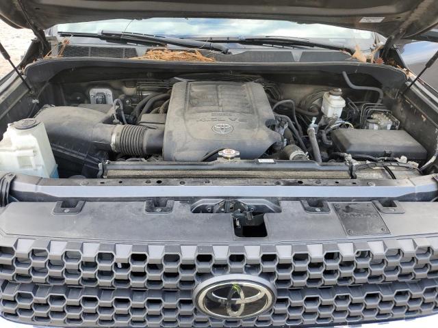 5TFUM5F13JX075660 - 2018 TOYOTA TUNDRA DOUBLE CAB SR/SR5 GRAY photo 11