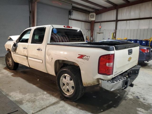 3GCPKSE71DG241710 - 2013 CHEVROLET SILVERADO K1500 LT WHITE photo 2