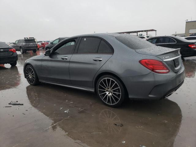 55SWF4JB2JU255671 - 2018 MERCEDES-BENZ C 300 GRAY photo 2