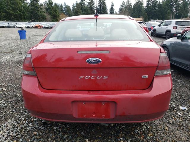 1FAHP3FNXAW280792 - 2010 FORD FOCUS SE RED photo 6