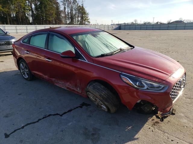 5NPE34AF3KH762879 - 2019 HYUNDAI SONATA LIMITED RED photo 4