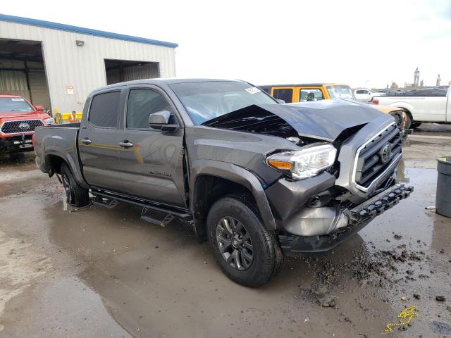 3TMAZ5CN0NM173844 - 2022 TOYOTA TACOMA DOUBLE CAB 灰色 照片 4