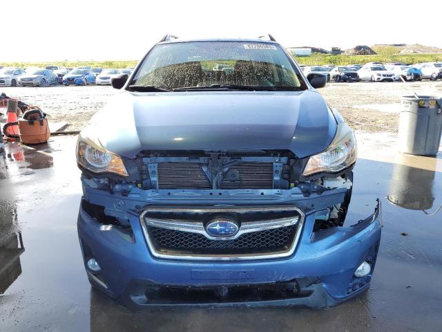 JF2GPAAC8H9209407 - 2017 SUBARU CROSSTREK BLUE photo 5