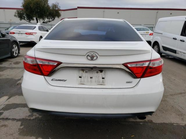 4T1BF1FK4FU028127 - 2015 TOYOTA CAMRY LE WHITE photo 6