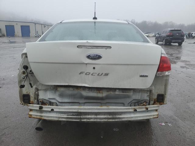 1FAHP37N09W155939 - 2009 FORD FOCUS SEL WHITE photo 6