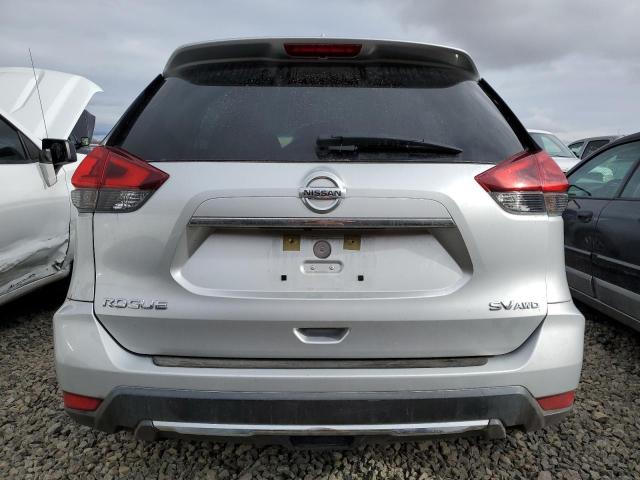 KNMAT2MVXJP588673 - 2018 NISSAN ROGUE S SILVER photo 6