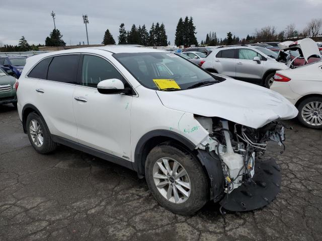 5XYPGDA31LG699132 - 2020 KIA SORENTO L WHITE photo 4