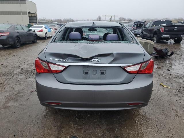 5NPEB4AC3DH694837 - 2013 HYUNDAI SONATA GLS GRAY photo 6