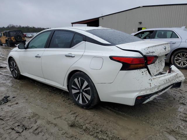 1N4BL4DV7KC146416 - 2019 NISSAN ALTIMA SV WHITE photo 2