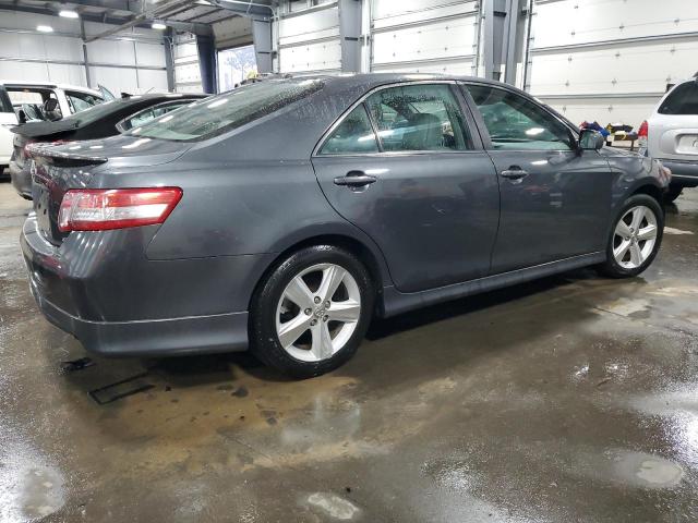 4T1BF3EK0BU614623 - 2011 TOYOTA CAMRY BASE GRAY photo 3