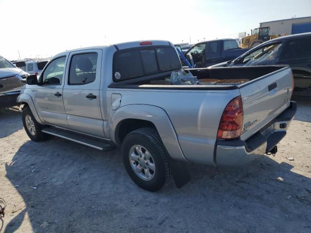3TMJU62N47M036849 - 2007 TOYOTA TACOMA DOUBLE CAB PRERUNNER SILVER photo 2