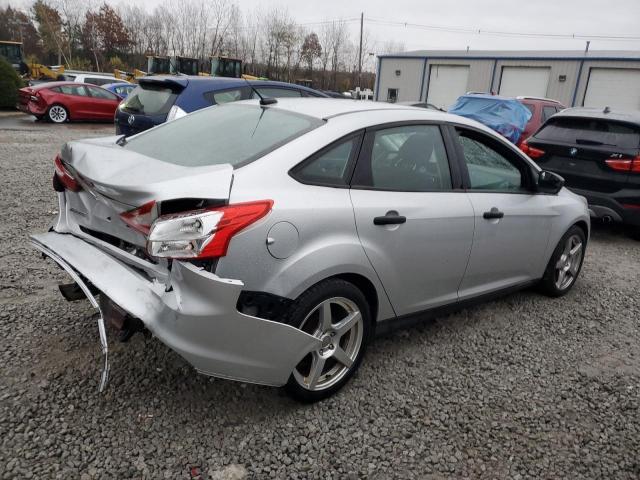 1FAHP3E26CL359615 - 2012 FORD FOCUS S SILVER photo 3