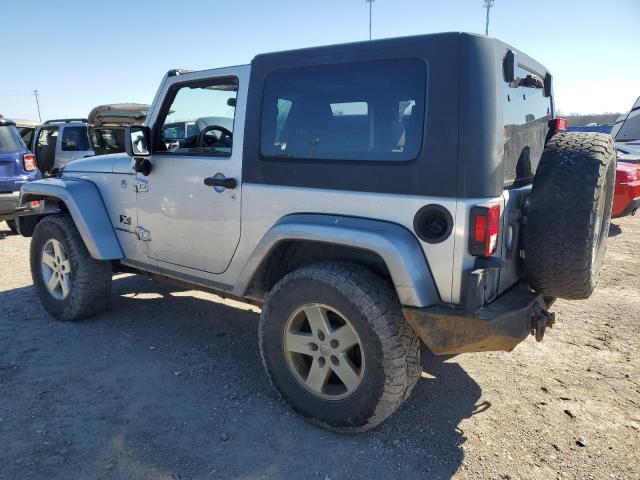 1J8FA24168L541207 - 2008 JEEP WRANGLER X SILVER photo 2