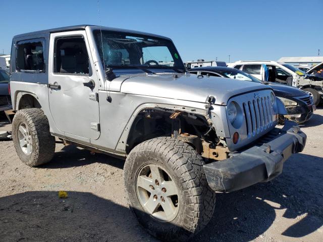 1J8FA24168L541207 - 2008 JEEP WRANGLER X SILVER photo 4