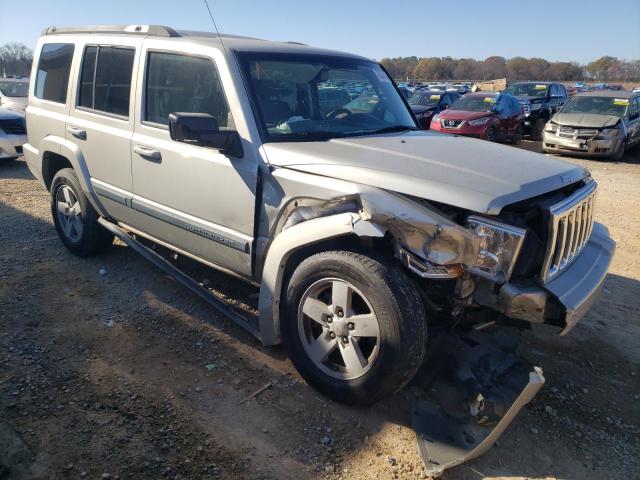 1J8HH48K68C180340 - 2008 JEEP COMMANDER SPORT Silber Foto 4