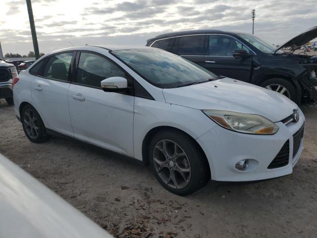 1FADP3F25DL211857 - 2013 FORD FOCUS SE WHITE photo 4