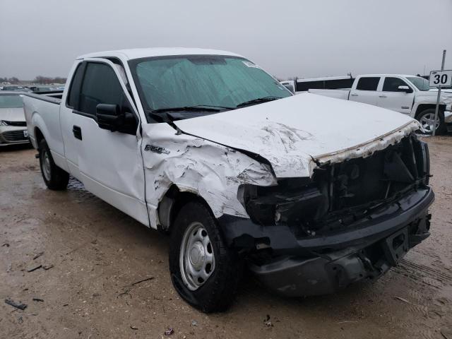 1FTEX1CM2EKE60021 - 2014 FORD F150 SUPER CAB WHITE photo 4