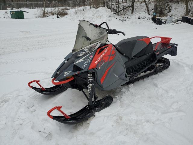 4UF1S2JH4NT101104 - 2022 ARCT SNOWMOBILE RED photo 2