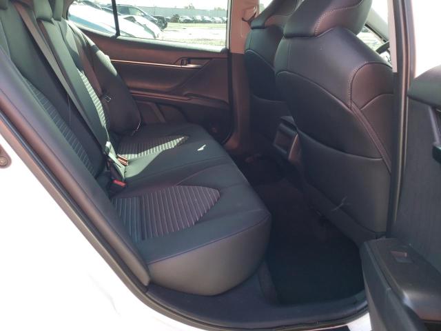 4T1G11AK1PU735554 - 2023 TOYOTA CAMRY SE NIGHT SHADE WHITE photo 10