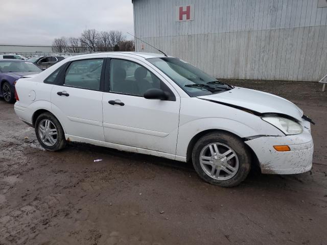 1FAFP34P82W352683 - 2002 FORD FOCUS SE WHITE photo 4