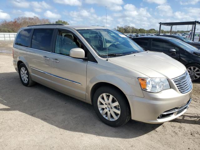 2C4RC1BGXDR646186 - 2013 CHRYSLER TOWN & COU TOURING TAN photo 4