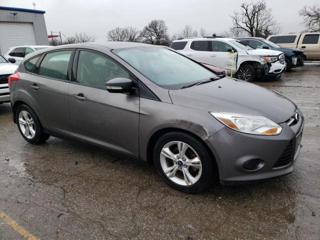 1FADP3K26EL344621 - 2014 FORD FOCUS SE GRAY photo 4