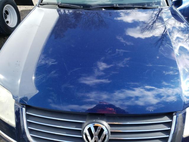 WVWRH63B94P241875 - 2004 VOLKSWAGEN PASSAT GLX Mavi foto 11