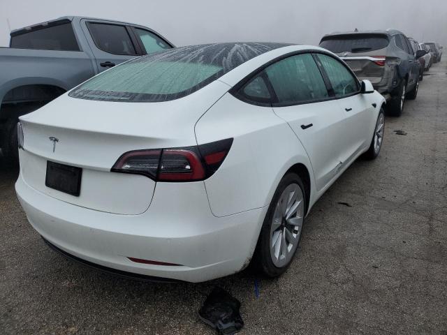 5YJ3E1EA3NF188088 - 2022 TESLA MODEL 3 WHITE photo 3