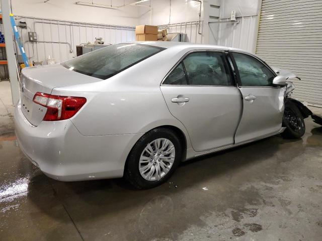 4T4BF1FK1CR274411 - 2012 TOYOTA CAMRY BASE SILVER photo 3