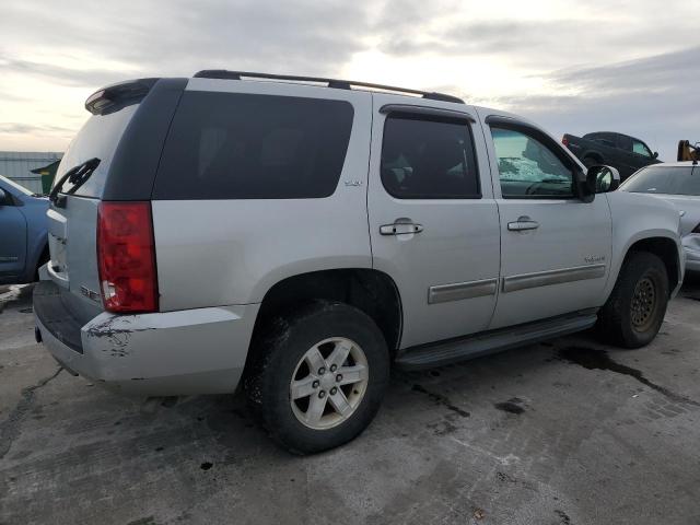 1GKS2CE08BR178108 - 2011 GMC YUKON SLT SILVER photo 3