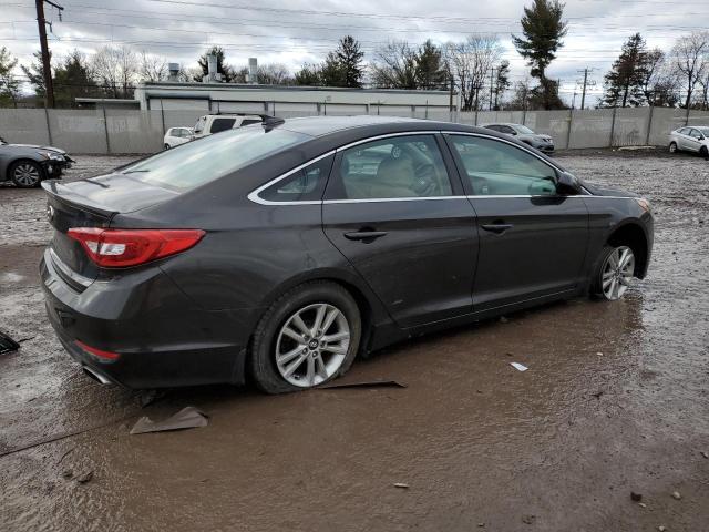 5NPE24AF3FH061588 - 2015 HYUNDAI SONATA SE CHARCOAL photo 3