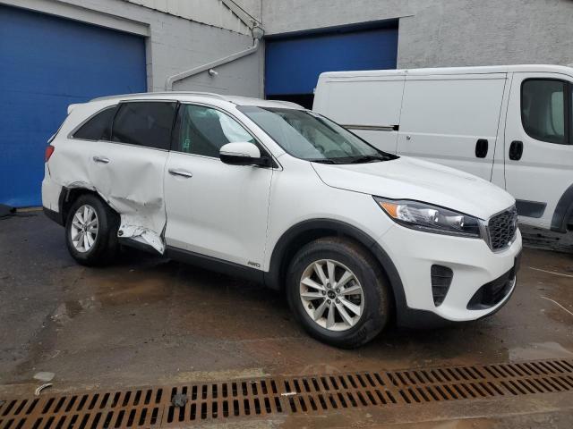 5XYPGDA39LG658909 - 2020 KIA SORENTO L WHITE photo 4