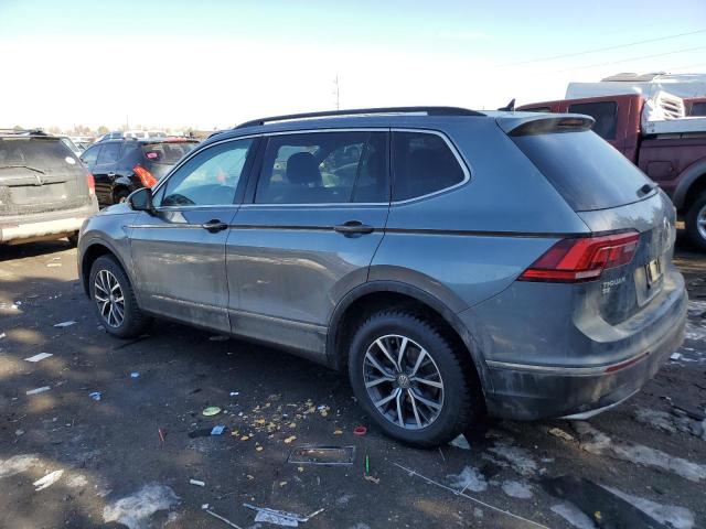 3VV2B7AX4JM216490 - 2018 VOLKSWAGEN TIGUAN SE GRAY photo 2