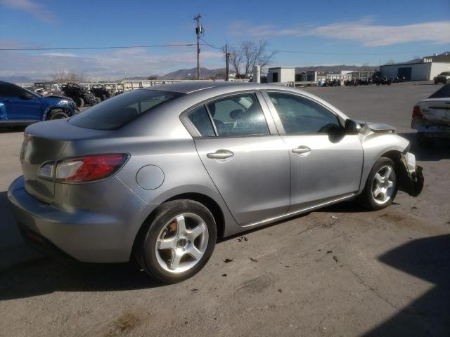 JM1BL1SF4A1251588 - 2010 MAZDA 3 I GRAY photo 3