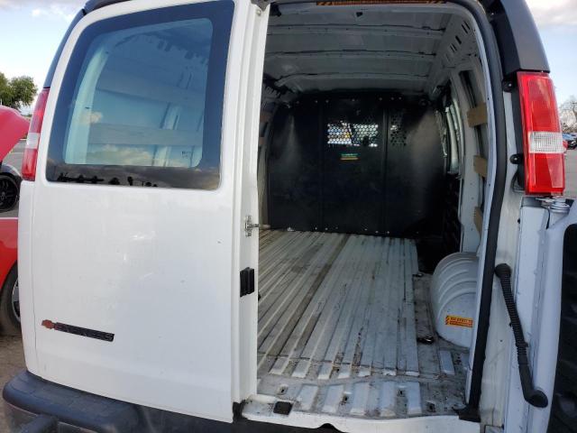 1GCWGAFP7N1163892 - 2022 CHEVROLET EXPRESS G2 WHITE photo 10