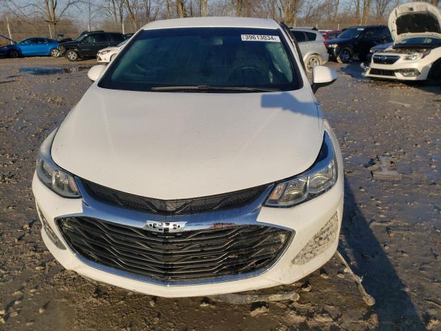 1G1BC5SM0K7152635 - 2019 CHEVROLET CRUZE LS WHITE photo 5