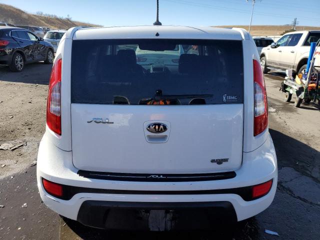 KNDJT2A5XD7764713 - 2013 KIA SOUL WHITE photo 6